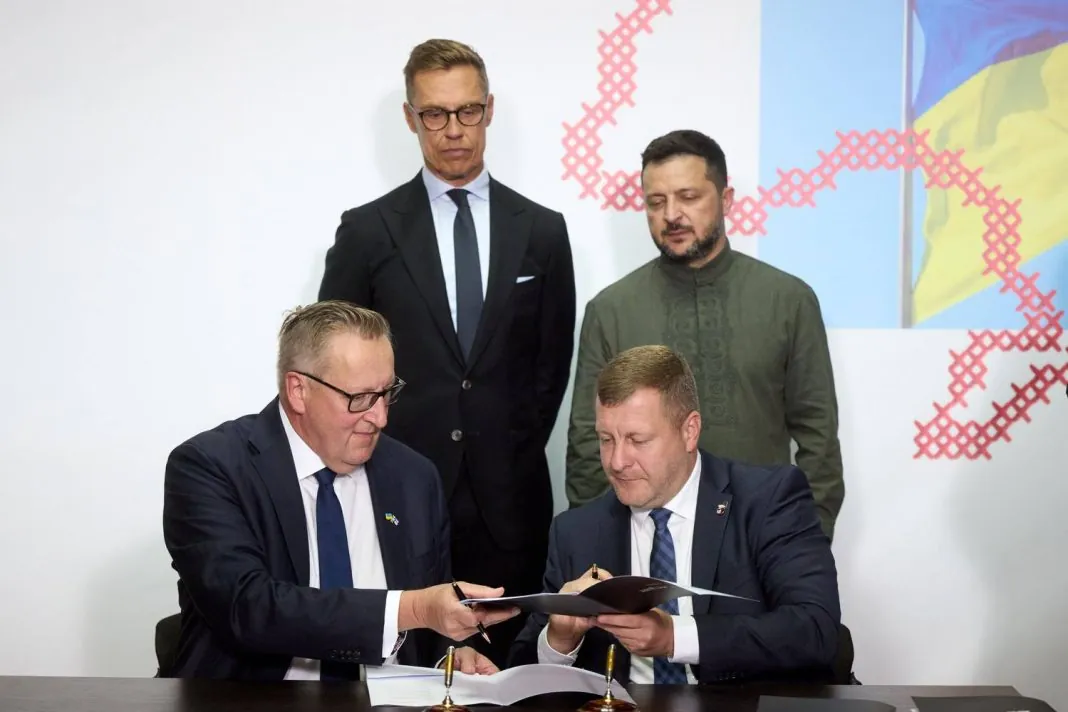Patria та «Генерал Черешня», підписання угоди