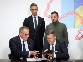 «Генерал Черешня» і Patria домовилися про виробництво дронів у Фінляндії Patria та «Генерал Черешня», підписання угоди