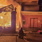 У Херсоні після атак FPV-дронів згоріли магазини та будинок