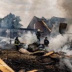Удар РФ по Рогані: троє постраждалих і пожежа на підприємстві