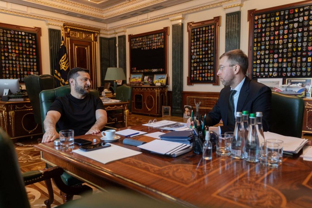 Volodymyr Zelenskyy during a working meeting