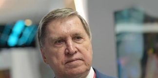 Ушаков: Росія відкинула «замороження» війни по лінії фронту Юрій Ушаков під час публічної заяви про позицію Росії щодо війни в Україні