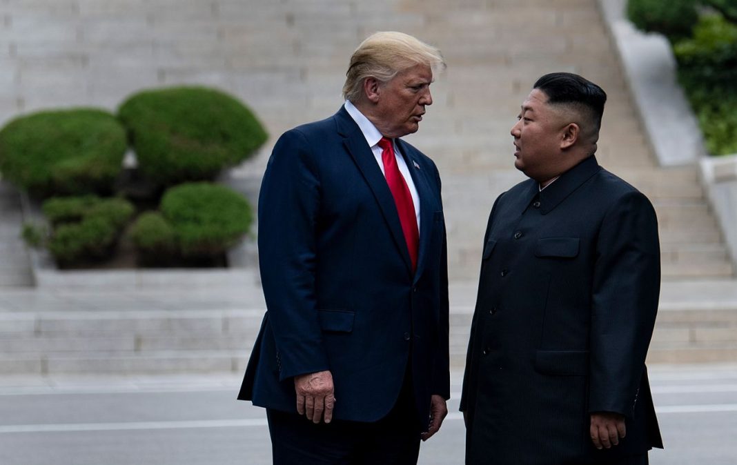 Дональд Трамп та Кім Чен Ин