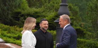 Ukraine and Poland are to establish joint defences against Russian missiles Volodymyr Zelenskyy, Olena Zelenska and Donald Tusk in the Carpathians