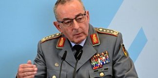 Глава Бундесверу Карстен Бройер закликав Німеччину готуватися до оборони