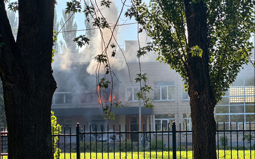 12_11_16 Fire at a school in the Solomyanskyi district of Kyiv following an attack by the Russian Federation
