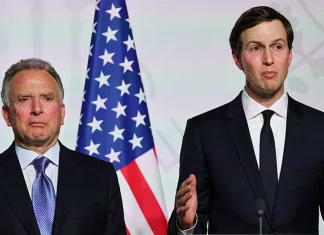 США попросили Україну й Росію обмежити удари на час візиту Віткоффа і Кушнера Стів Віткофф, Джаред Кушнер