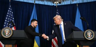 Володимир Зеленський і Дональд Трамп під час зустрічі