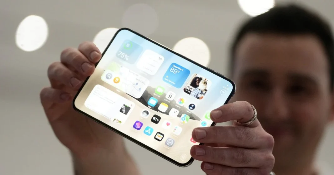 The foldable iPhone Duo with a large internal display