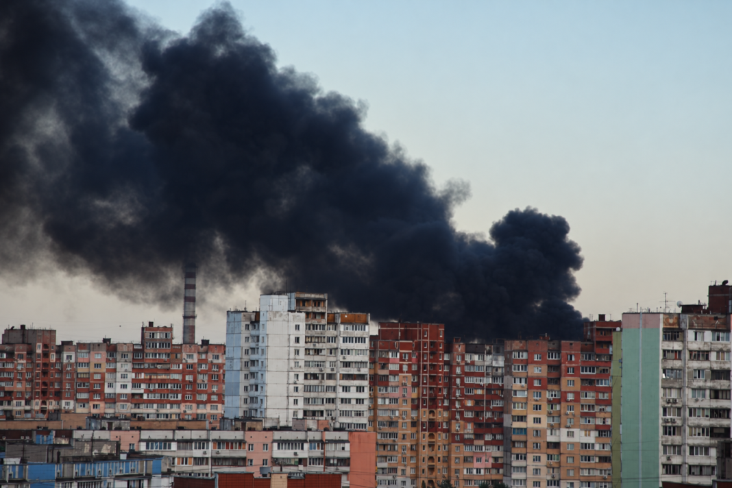 Major fire in Kyiv following a drone attack