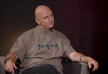 Петиція про позбавлення Потапа звання набрала 25 тисяч голосів Потап під час інтерв’ю