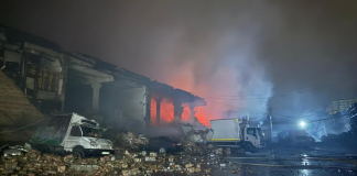 Strike on an agricultural enterprise in the Kharkiv region: six dead Rescue workers are at the scene of a Russian strike on an agricultural enterprise in the Kharkiv region