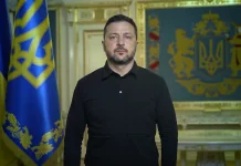 Зеленський попередив авіакомпанії: російське небо стає небезпечним Володимир Зеленський під час звернення
