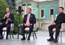 США хочуть відновити тристоронні мирні переговори Джаред Кушнер під час переговорів щодо війни Росії проти України