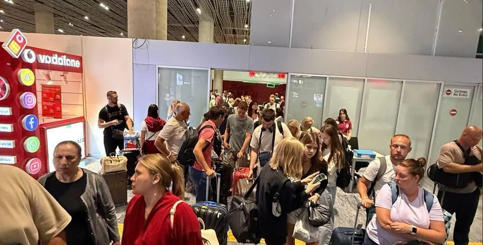 Pegasus Airlines Пасажири в аеропорту Туреччини