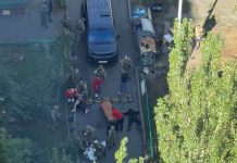 Поліція перекрила вулицю Юрія Шумського в Києві після збройного інциденту