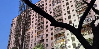 Night-time attack on Kyiv: children injured, homes and a school damaged A residential building damaged following a missile strike on Kyiv