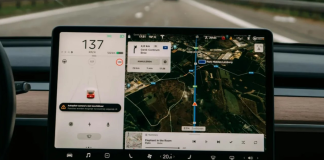 Google Maps в Android Auto з показником швидкості