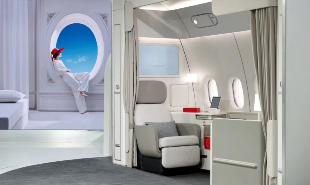 Air France La Première Нова кабіна першого класу Air France La Première