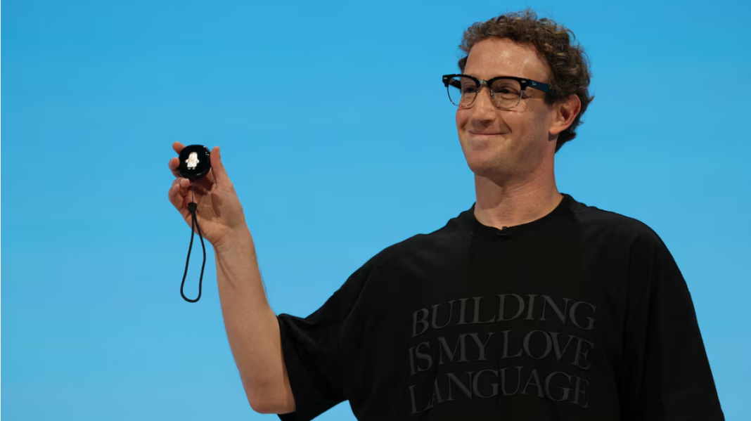 Muse Charm The Meta Muse Charm, a pocket-sized AI device with a screen