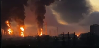 НПЗ у Капотні знову атакували дрони: що відомо Пожежа в районі Московського НПЗ у Капотні після атаки дронів