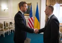 Корецький обговорив зі США ППО, LNG і страхування воєнних ризиків Сергій Корецький і Пол Г’юстон під час зустрічі.