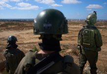 Фільм NAZA розкрив свідчення ізраїльських військових про удари в Газі Кадр із документального фільму NAZA, представленого на Венеційському кінофестивалі