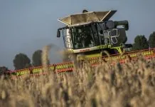 В Україні спростили правила для водіїв тракторів і сільгосптехніки В Україні спростили керування сільгосптехнікою