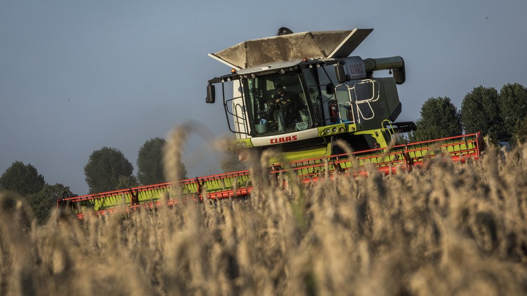No tractor driver’s licence: The Cabinet of Ministers has amended the rules for drivers The process of operating agricultural machinery has been simplified in Ukraine