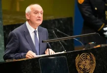 Президент Угорщини порівняв боротьбу України з революцією 1956 року Президент Угорщини порівняв Україну з угорцями 1956 року