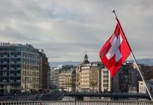 Швейцарія голосуватиме за суворіший нейтралітет: під питанням санкції проти РФ Швейцарія: референдум може обмежити санкції проти РФ