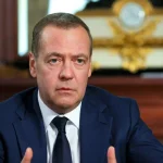 Медведєв пригрозив світовим конфліктом і ядерними ударами
