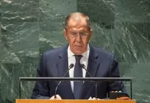 Сергій Лавров виступає за трибуною Генеральної Асамблеї ООН