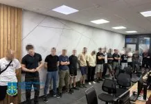 Зеленський вніс у Раду закони проти шахрайських кол-центрів і «дропів» Зеленський подав законопроєкти проти шахрайських кол-центрів