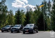 «Фантоми» зафіксували понад 7 тисяч порушень швидкості за шість днів Спеціальний патрульний автомобіль «Фантом» на дорозі