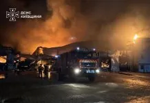 Росія атакувала Київщину: є травмовані та значні руйнування Рятувальники ліквідовують наслідки російської атаки на Київщині