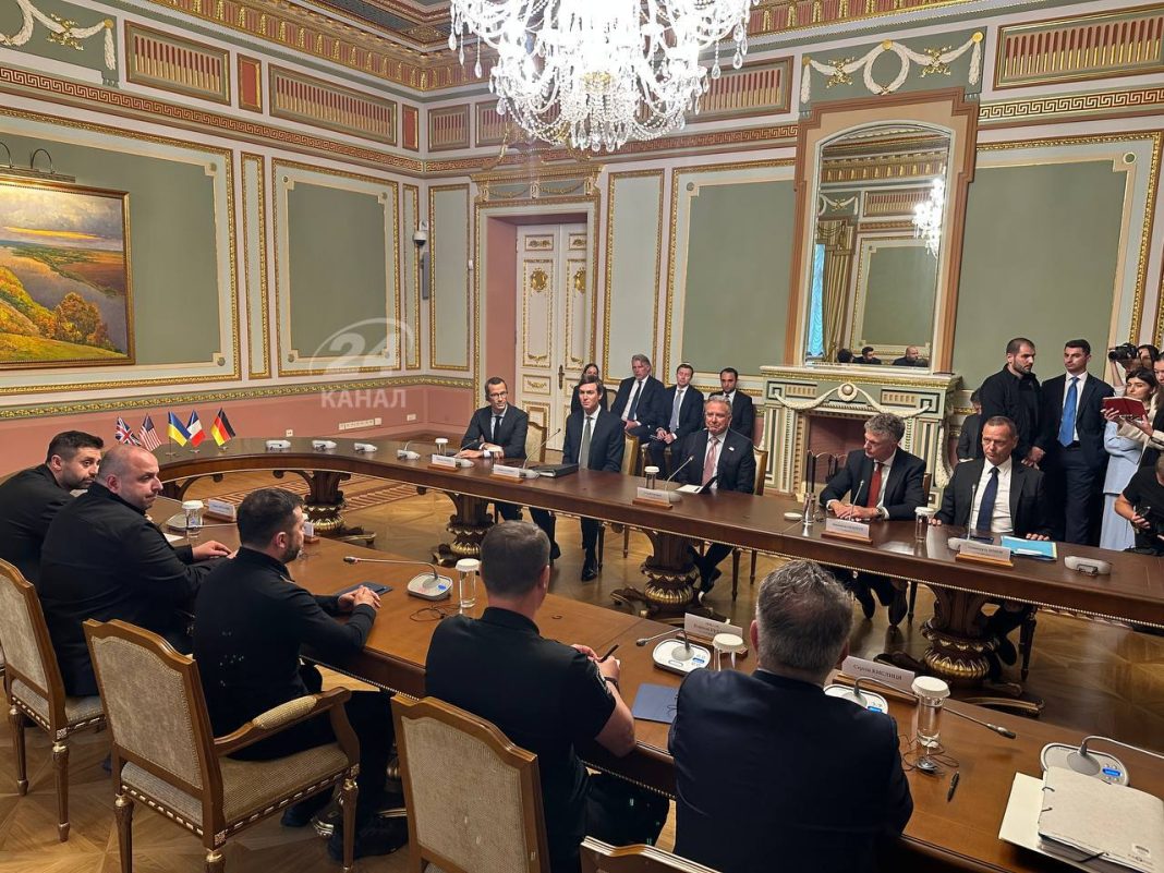 Переговори американської делегації в Києві