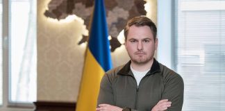 Генпрокурор Руслан Кравченко подав заяву про відставку Руслан кращенко подав заяву про свою відставку