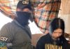 Співробітник СБУ під час контррозвідувчих заходів