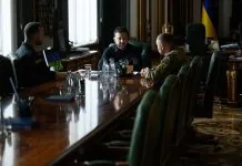 Зеленський провів нараду щодо протидії рективним дронам РФ