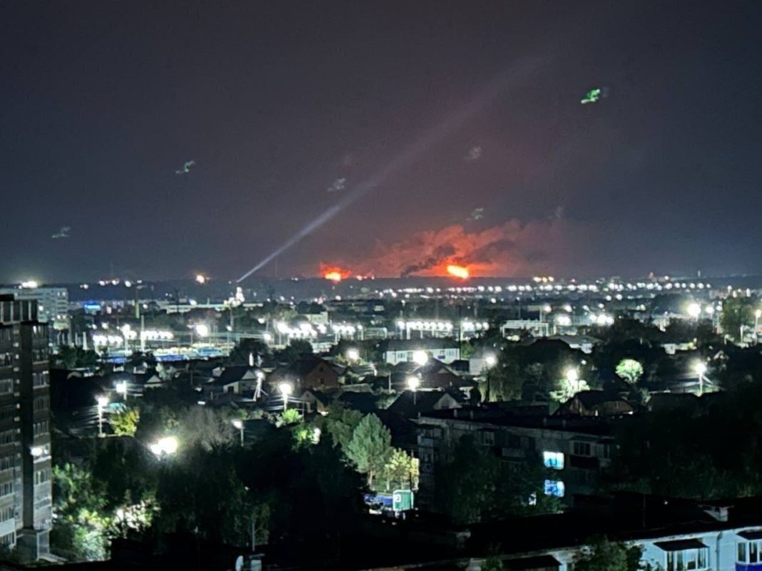 photo_15 September 2026_03:24:53 Fire at the Syzran Oil Refinery following an attack on the night of 15 September