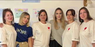 Анджеліна Джолі під час візиту до України