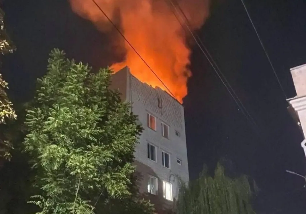 photo_2026-09-18_22-12-23 Пожежа в лікарні Павлограда після атаки російського дрона