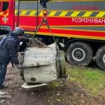 У Києві після нічної атаки сапери вилучили залишки ракети «Іскандер-М»