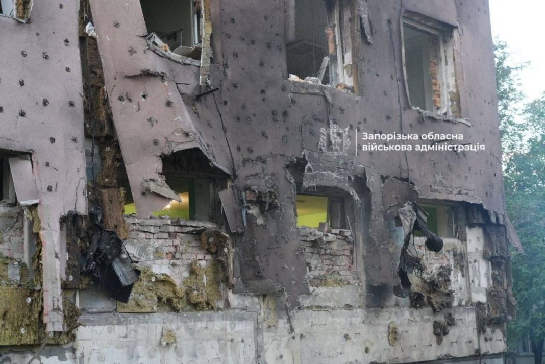 photo_25 September 2026_07:11:42 A hospital in Zaporizhzhia was damaged following a Russian attack on 25 September
