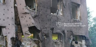 A hospital in Zaporizhzhia was damaged following a Russian attack on 25 September