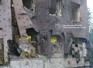 Росіяни вдарили по двох лікарнях у Запоріжжі: є поранений Пошкоджена лікарня у Запоріжжі після російської атаки 25 вересня