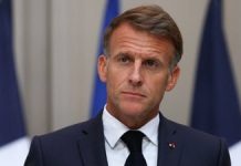 Макрон заперечив попередження ЦРУ, але визнав загрозу атак РФ
