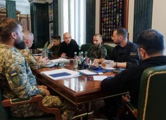Зеленський заявив про затвердження далекобійних операцій на жовтень Зеленський затвердив далекобійні операції на жовтень