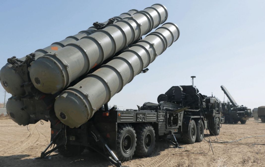 С-400 Пускові установки російського комплексу С-400